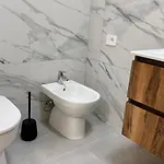 Almas Apartment *