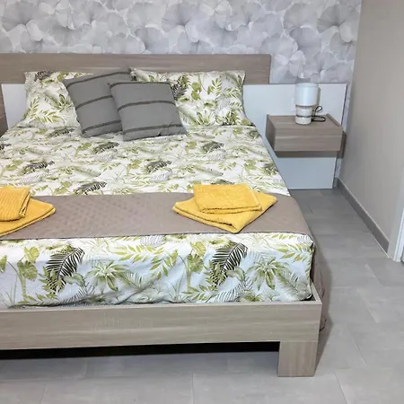 Apartment Almas Tropea
