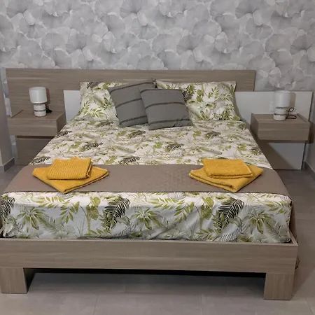 Almas Apartment